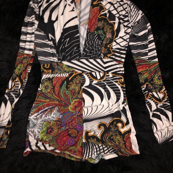 Jumper - Picture 2 of 3